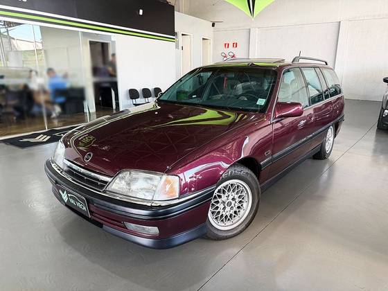 CHEVROLET OMEGA 3.0 MPFI CD 12V GASOLINA 4P MANUAL CHEVROLET OMEGA 3.0 MPFI CD 12V GASOLINA 4P MANUAL